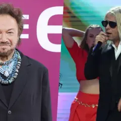 Mietek Szcześniak, znany partner sceniczny, w czarnym garniturze i z efektowną biżuterią. Obok niego wokalista z blond włosami i tancerki.