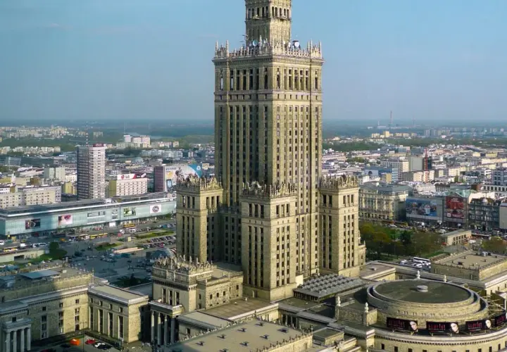 Ile lat ma Pałac Kultury w Warszawie? Historia i znaczenie