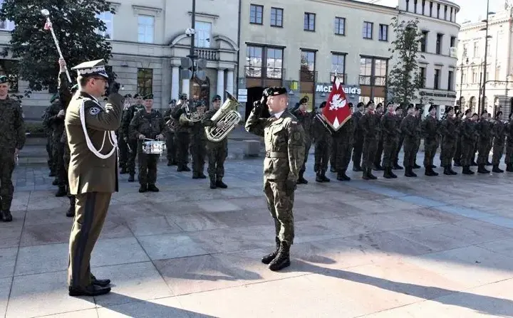 Kim jest żołnierz rezerwy: obowiązki i prawa rezerwisty