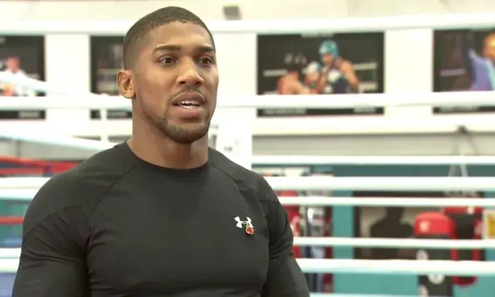 Anthony Joshua - wzrost boksera w metrach i stopach. Porównanie